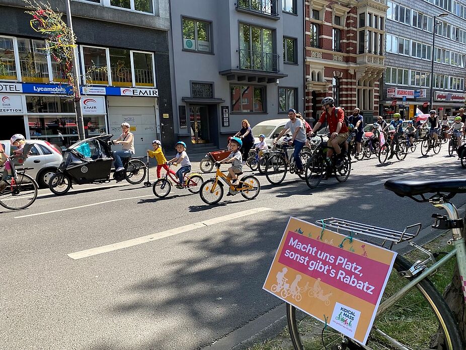 Kidical Mass Köln Fahrraddemo