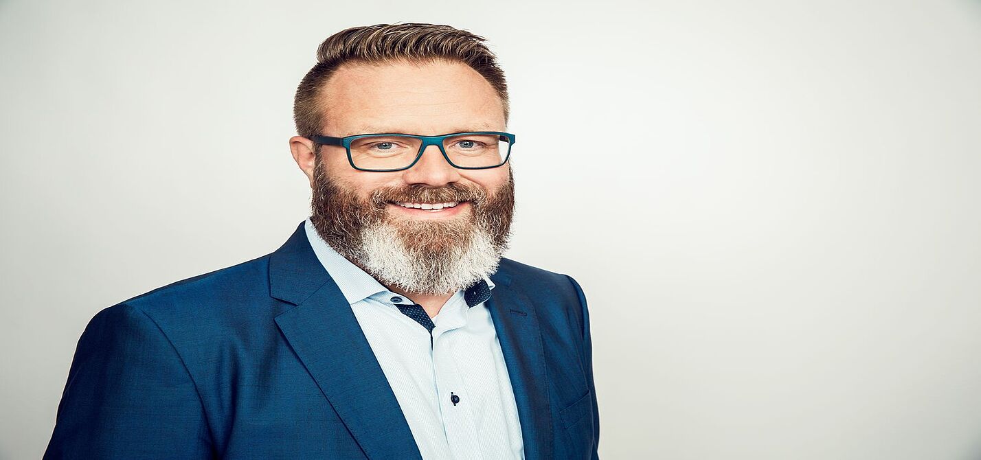 Claus Ruhe Madsen ist Oberbürgermeister der Hansestadt Rostock. Claus Ruhe Madsen ist Oberbürgermeister der Hansestadt Rostock.